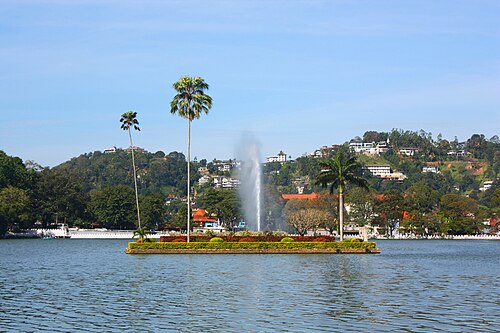 Kandy viewpoint over the lake